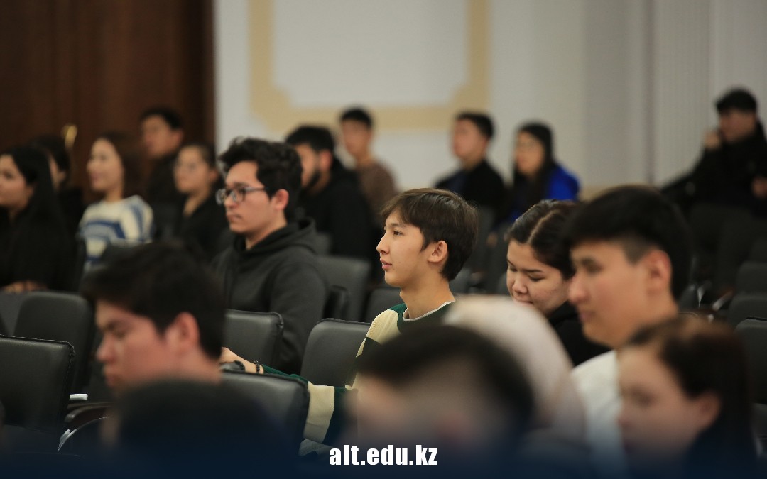 Meeting with students of the self-government Academy