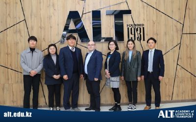 On April 02, 2024, a meeting with a delegation from the Korea Transport Institute took place at the ALT