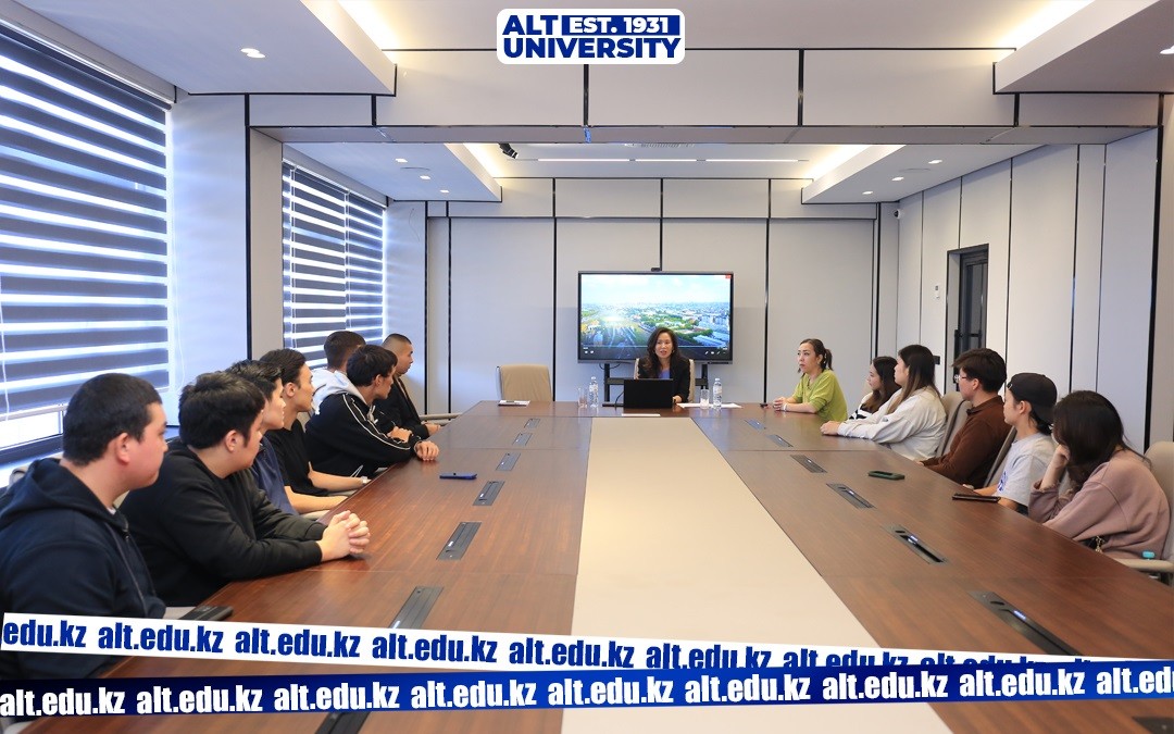Meeting with the General Director of the Kazakhstan Association of Freight and Railway Transport, Ramiya Saraeva