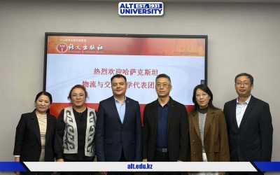 2025 жылғы 22 қыркүйекте ALT University делегациясы Бейжіңде ҚХР-ның «Қытай тілі мен әдебиеті» мемлекеттік баспасына барды