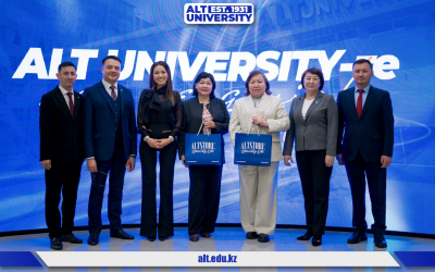 Жаңа ұрпақ білімі: Жоғары және жоғары оқу орнынан кейінгі білім Комитетінің Төрағасы ALT University-де