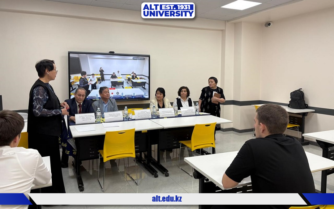 «Көлік саласының жаңа буын көшбасшылары: «Көлік қызметтері және бизнес» кафедрасындағы аттестация қорытындылары»