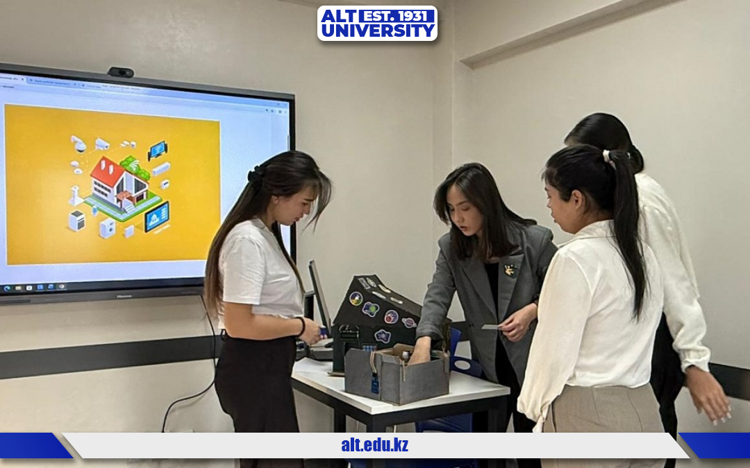 ТДМ 12: ALT студенттері Arduino базасында энергия үнемдейтін «Smart Home» жобасын ұсынды