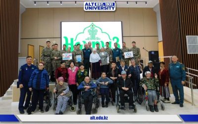 «Аға ұрпаққа қамқорлық»: университеттің ALT әскери істер институты қарттарға арналған пансионатқа барды