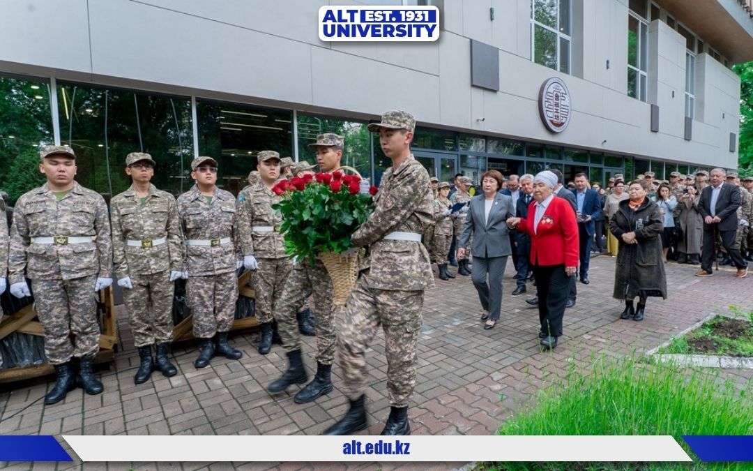 Мұхамеджан Тынышпаевтың туғанына 147 жыл: ALT University-де көрнекті тұлға рухына тағзым етілді