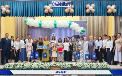 ALT профессоры Самарқандтағы халықаралық жазғы мектепке қатысты